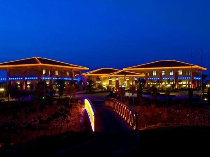 Qingdao Golden Mountain Resort Hotel Exterior foto